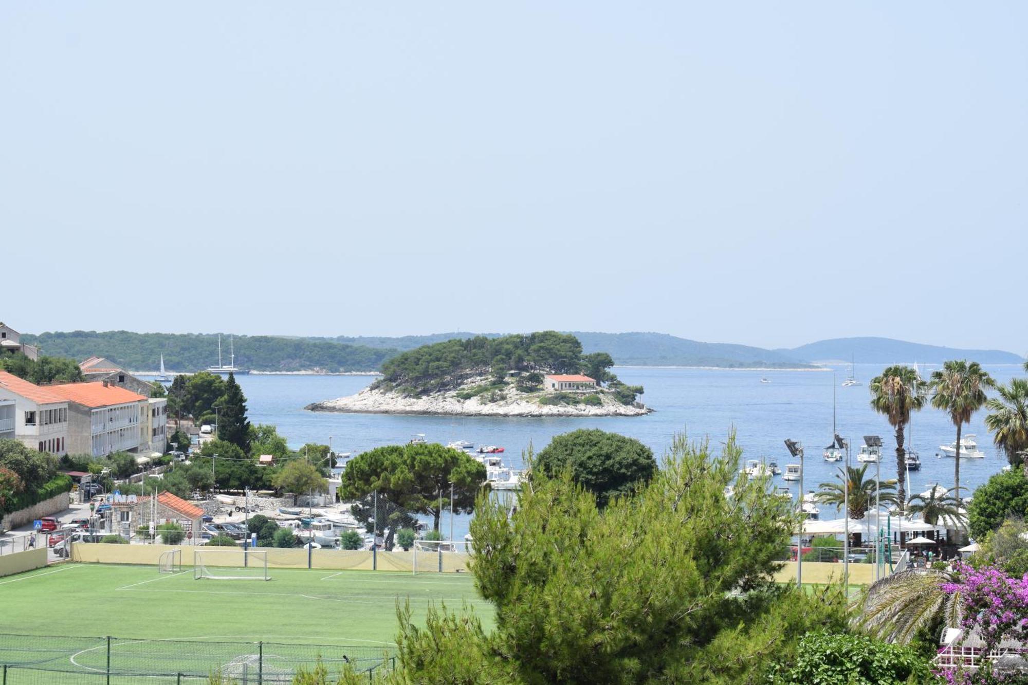 Luxury Apartment Veronika Hvar Town Exterior photo
